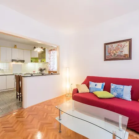 Roko Apartman