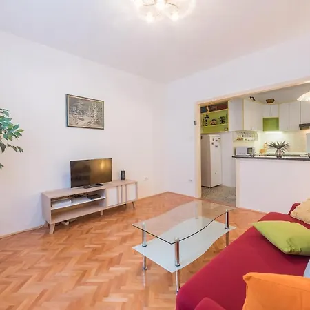 Roko Apartman *