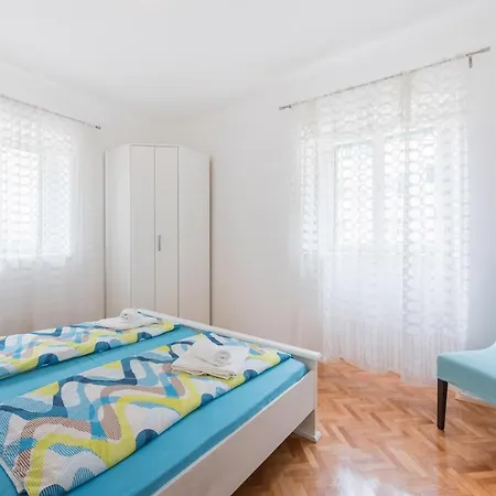 Roko Apartman *