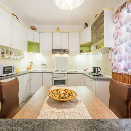 Roko Apartment